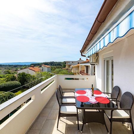 Apartment Neda Krk Town Luaran gambar