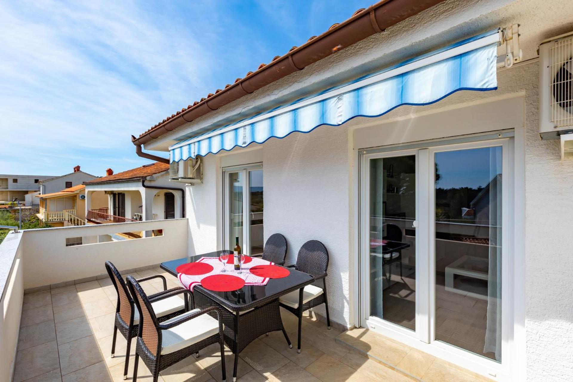 Apartment Neda Krk Town Luaran gambar