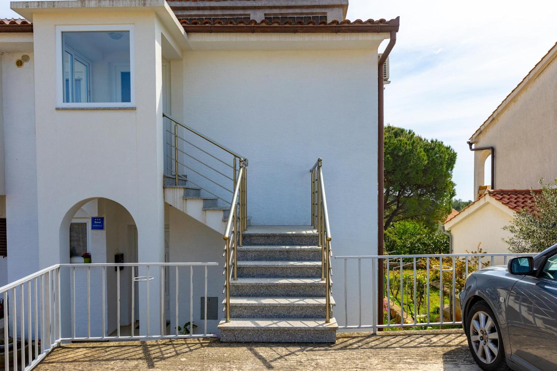 Apartment Neda Krk Town Luaran gambar