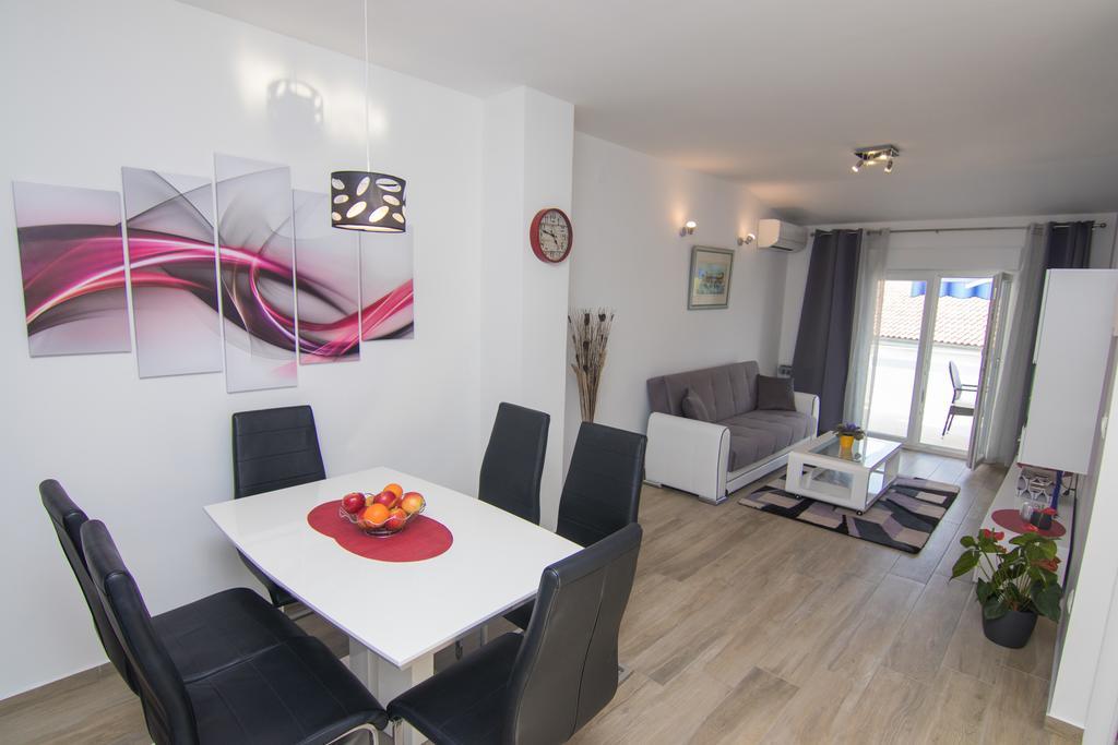 Apartment Neda Krk Town Luaran gambar