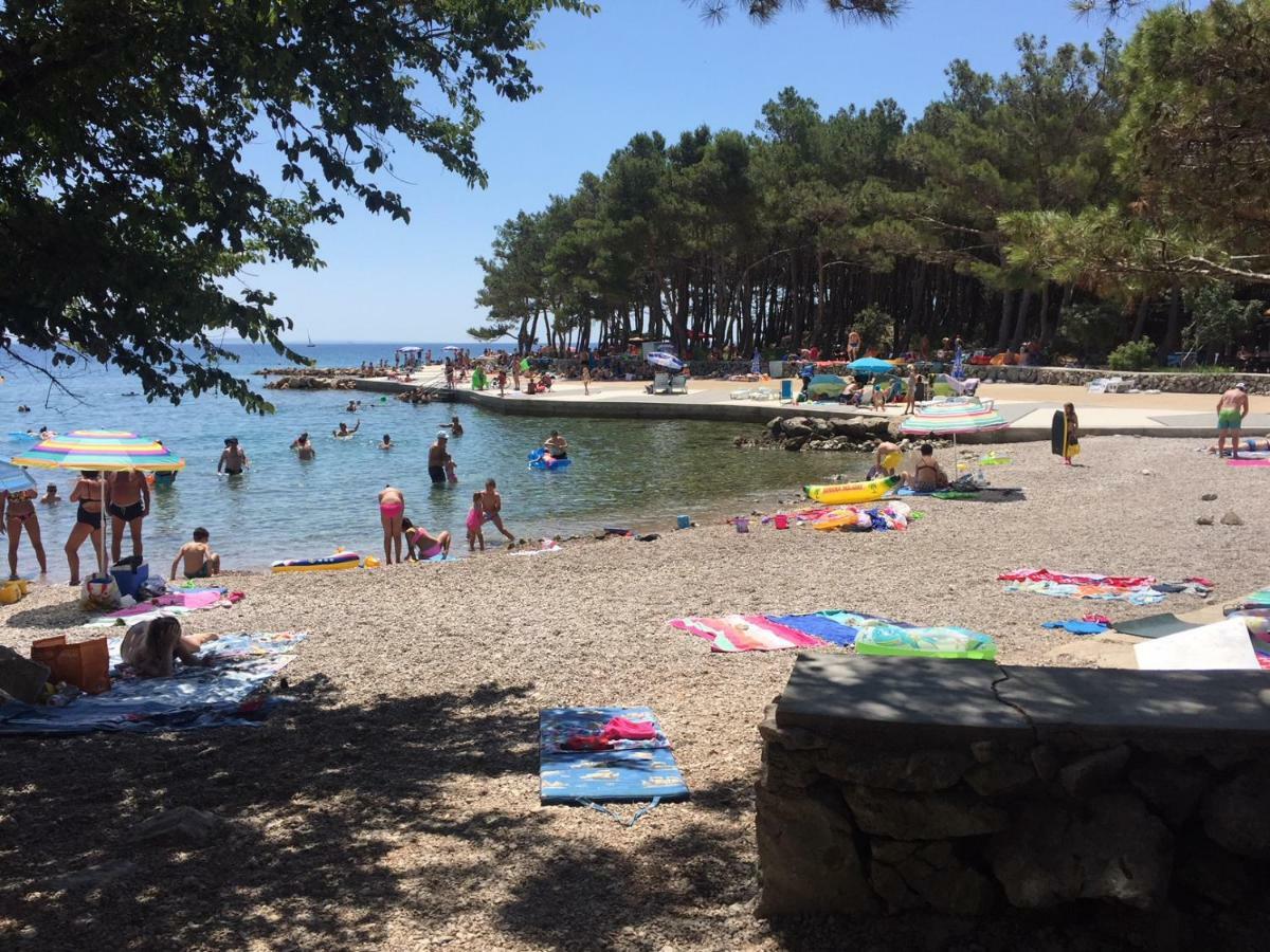 Apartment Neda Krk Town Luaran gambar